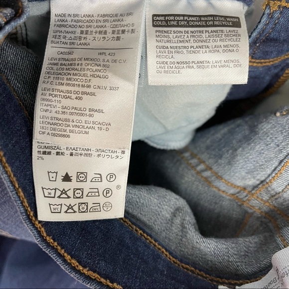 Levi’s Perfectly Slimming 512 Bootcut Jeans 16 - Picture 8 of 8